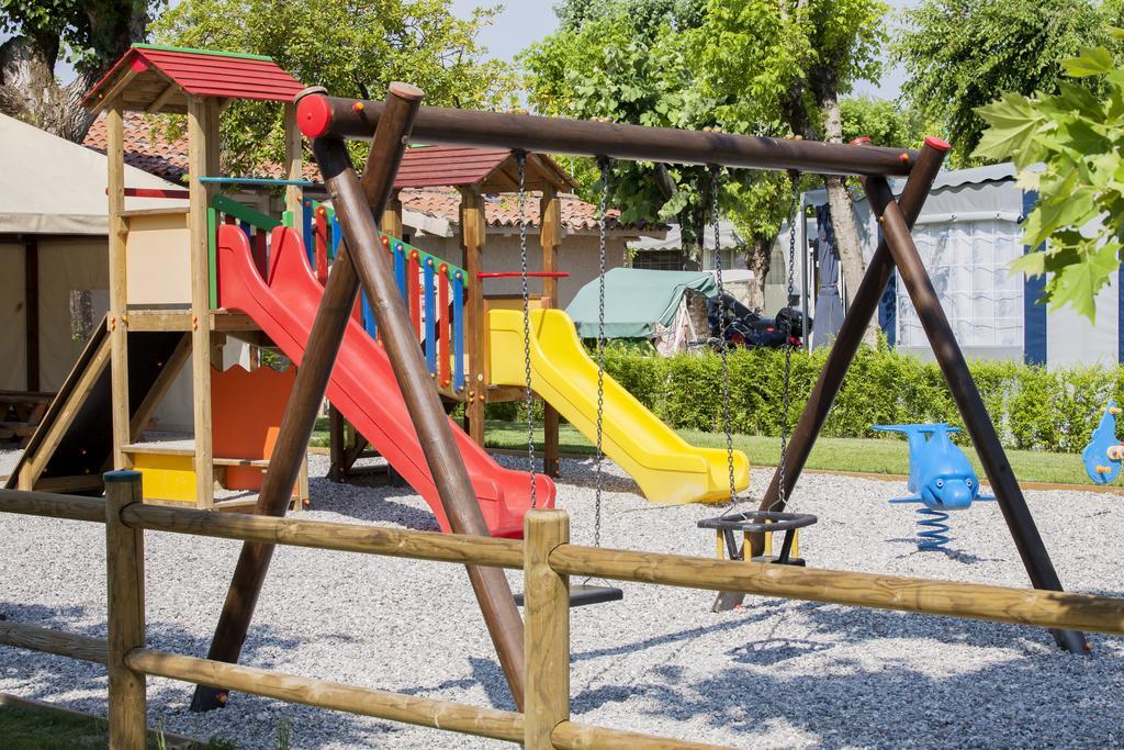 Sereno Camping Holiday モニーガ・デル・ガルダ エクステリア 写真