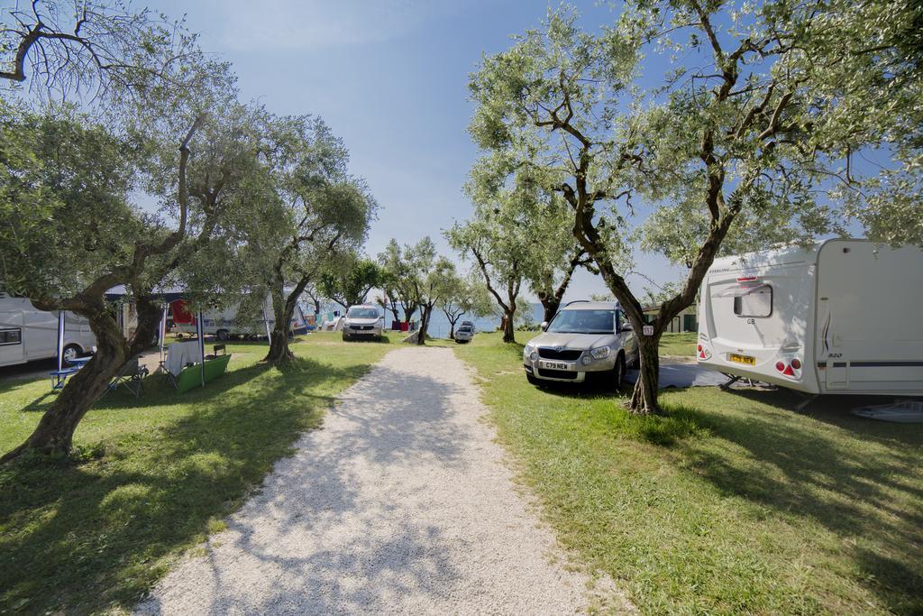 Sereno Camping Holiday モニーガ・デル・ガルダ エクステリア 写真